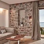 100 Rizes Seaside Hotel Gythio