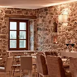 100 Rizes Seaside Hotel Gythio