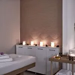 100 Rizes Seaside Hotel