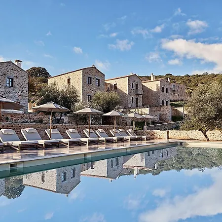 Hotel 100 Rizes Seaside 4*