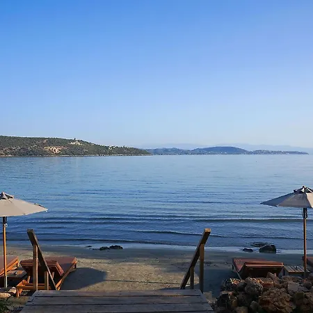 100 Rizes Seaside Hotel Gythio