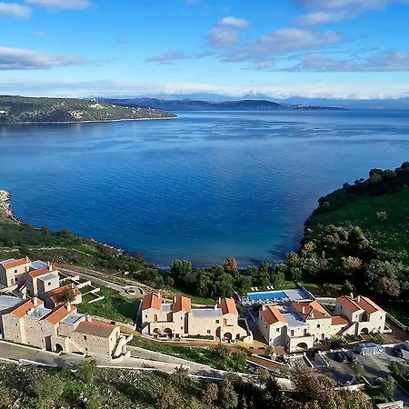 100 Rizes Seaside Gytheio