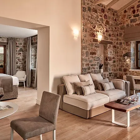 100 Rizes Seaside Hotel