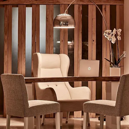 100 Rizes Seaside 4*