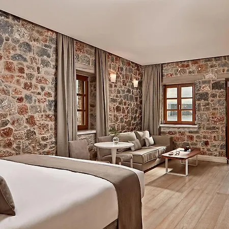 100 Rizes Seaside 4*