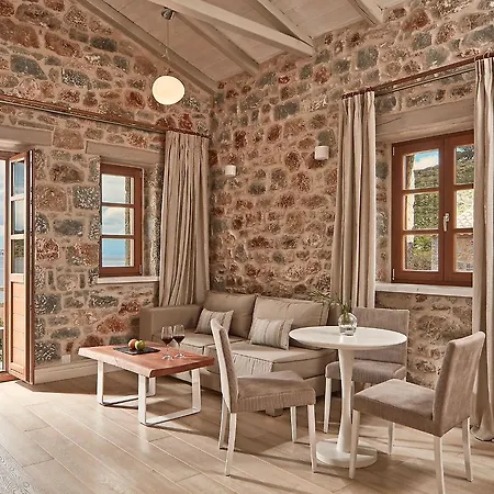 100 Rizes Seaside 4* Γύθειο