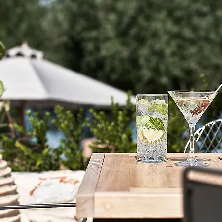 100 Rizes Seaside Ξενοδοχείο