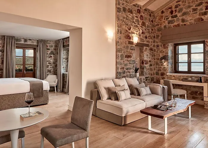 100 Rizes Seaside Hotel