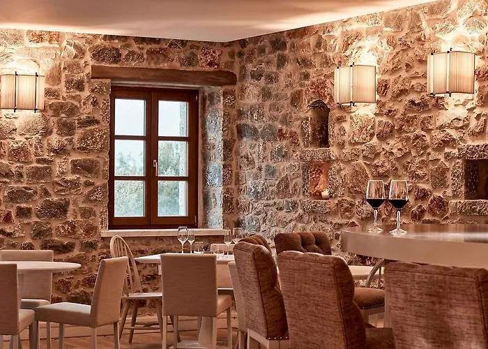 100 Rizes Seaside Hotel Gytheio